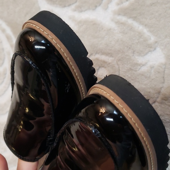 Franco Sarto Cypress Shiny Black Patent Loafers Tread Sole Size 7.5 - Picture 7 of 11